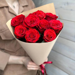 Букет из 9 красных роз